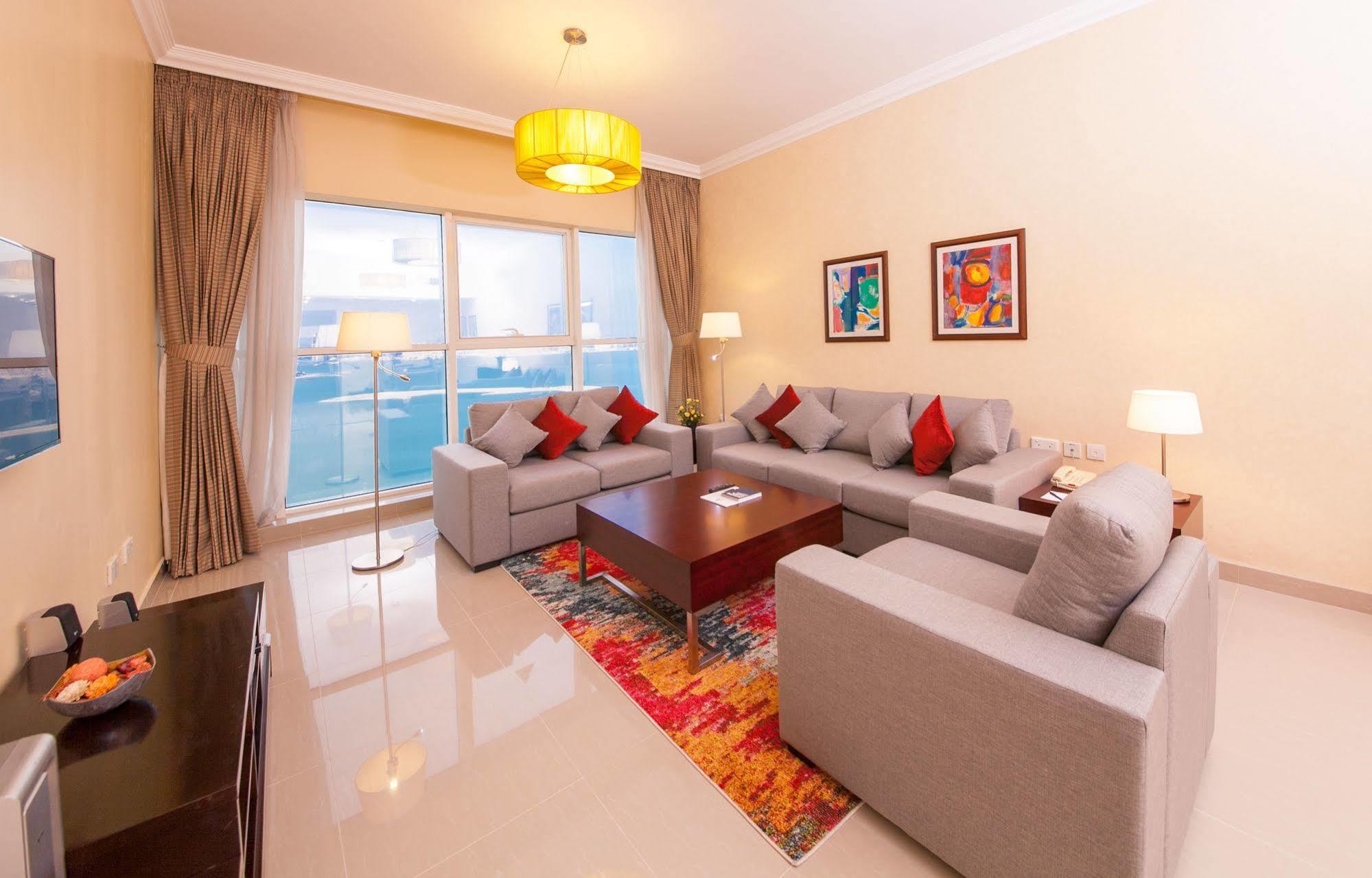 Somerset West Bay Dauhá Exteriér fotografie Living room